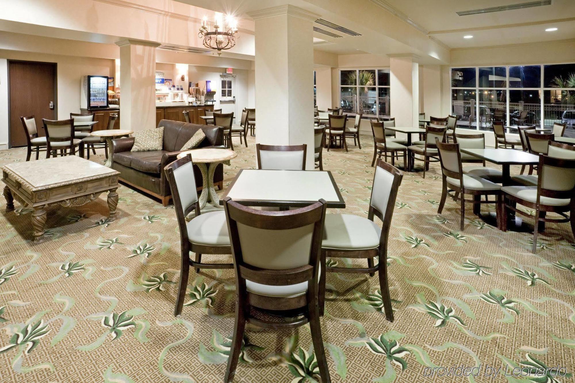 Holiday Inn Express Hotel & Suites Eagle Pass, An Ihg Hotel Restaurant photo